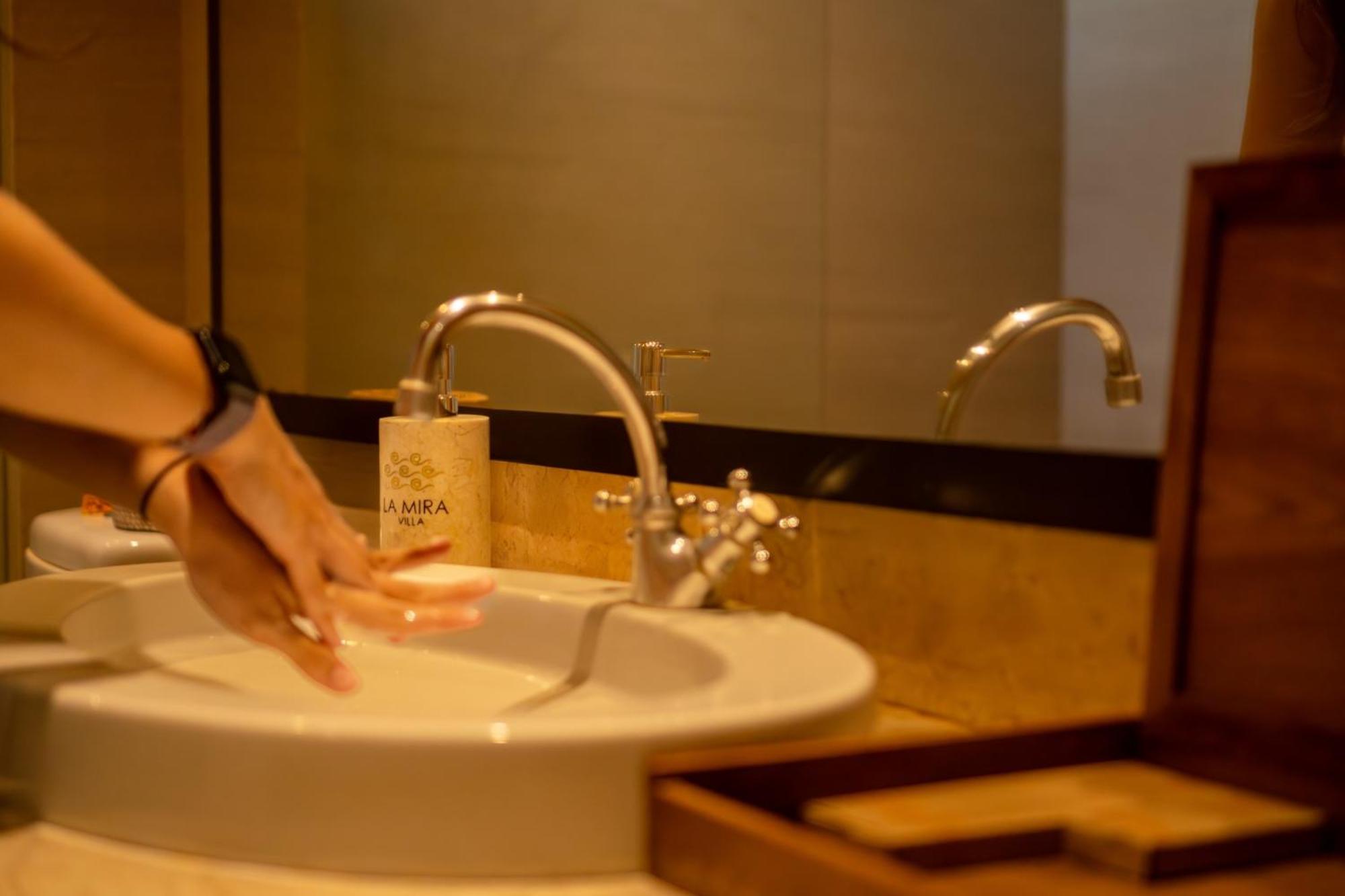 Villa La Mira Seminyak By Ini Vie Hospitality *